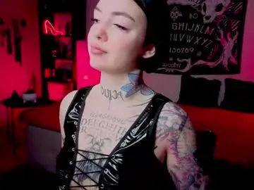 Live Sex Cam with magic_alie - Chaturbate