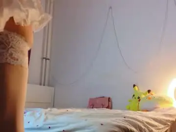 Live Sex with yellow_songbird - Chaturbate
