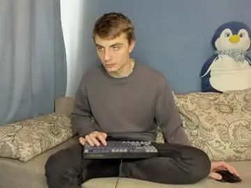 Live Sex with bristlebback - Chaturbate