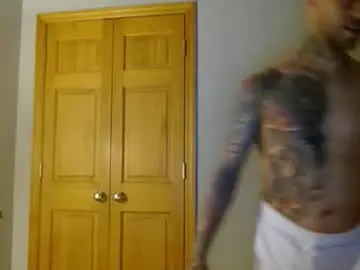 Live Porn with sexyfitdaddy - Chaturbate