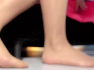 Free Live Porn with moolly_evanz - Chaturbate