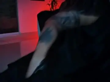 Watch Live Sex Cams with sucubo_69_ - Chaturbate