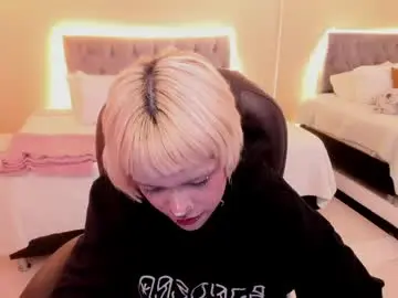 Watch Live Sex Cams with bela_craxkerr - Chaturbate