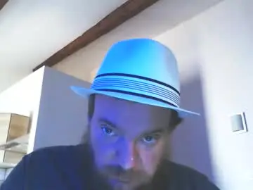 Live Sex with cyrilhot88 - Chaturbate