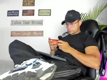 Adult Video Chat with maxi_mux1 - Chaturbate