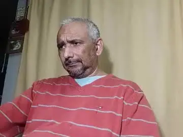 Sex Cam with sweetcuervo - Chaturbate