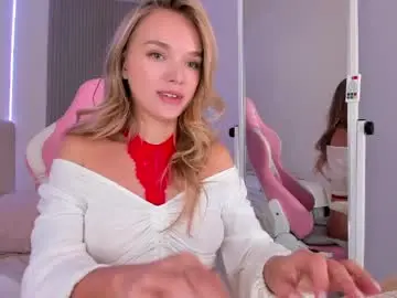 Sex Cam with virrginchloee - Chaturbate