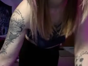 Sex Cam with lilsirenluna - Chaturbate