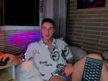 Live Sex Cam with liam_oficial - Chaturbate