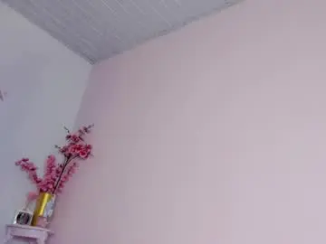 Adult Webcam with roxy_swt7 - Chaturbate