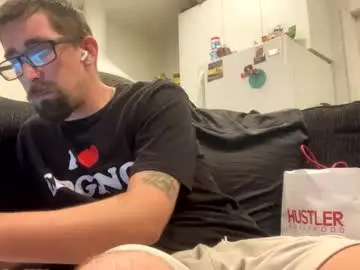 Sex Chat with onthecumup69 - Chaturbate