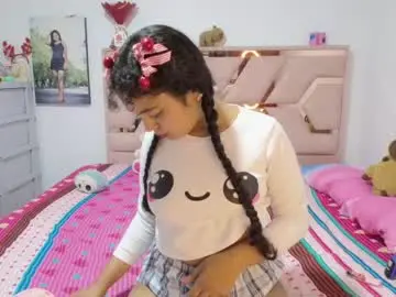 Sex Cam with winnifer_gonzalez - Chaturbate