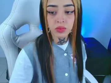 Sex Chat with emilydaft - Chaturbate