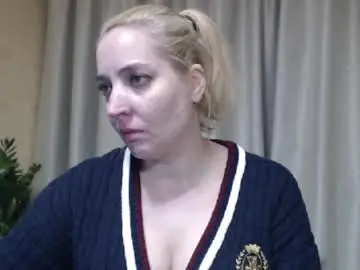 Free Porn Cam with ohsweetmari - Chaturbate