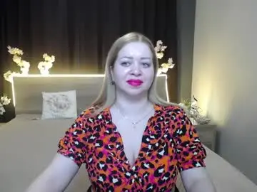 Live Sex with oliviaverr - Chaturbate