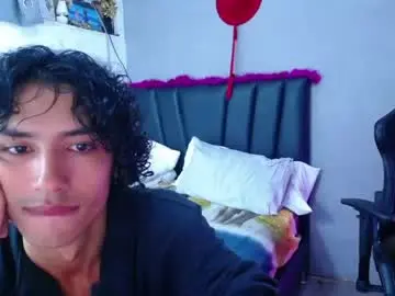 Nude Webcam with tayronx33 - Chaturbate