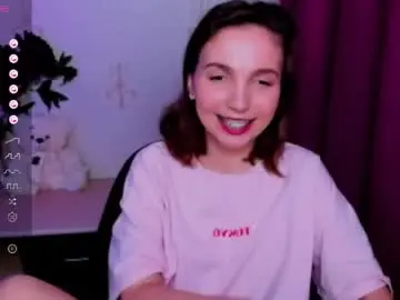 Best live sex cam show with kindhazelhere_ - Chaturbate
