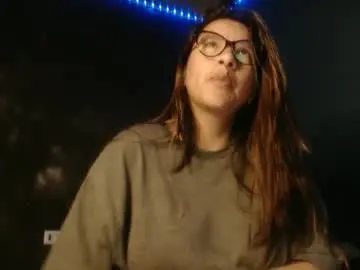 Live Sex with naughtyhotsquirt - Chaturbate