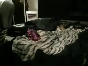 Best live sex cam show with miztrezk - Chaturbate