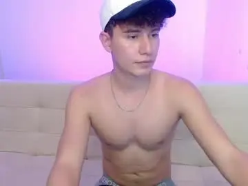 Live Porn with adrian_morelli - Chaturbate