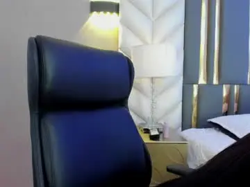 Sex Cam with chloeharper_ - Chaturbate
