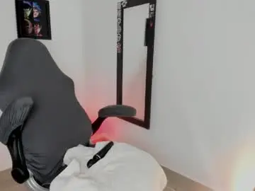 Live Porn with lia_cattt - Chaturbate