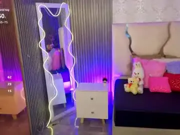 Adult Webcam with ela_tay1 - Chaturbate