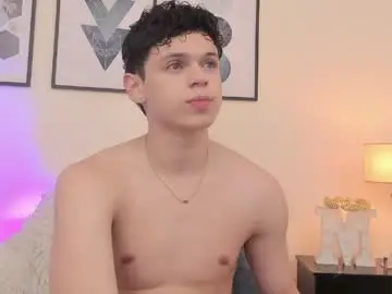 Live Porn with mykelcano - Chaturbate