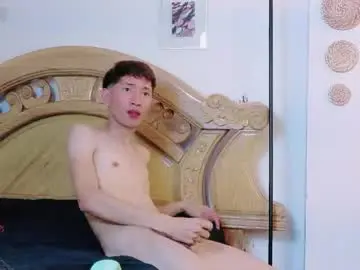 Nude Webcam with yeremmy_twink - Chaturbate