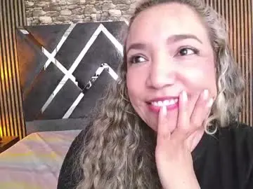 Nude Webcam with marie_hss - Chaturbate