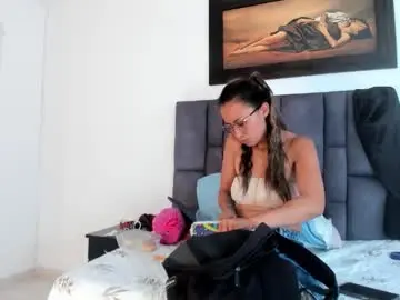 Free Live Porn with tatiana_valencia - Chaturbate