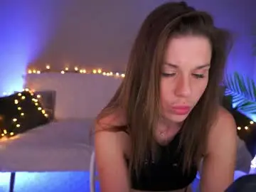 Nude Webcam with kissablekira - Chaturbate