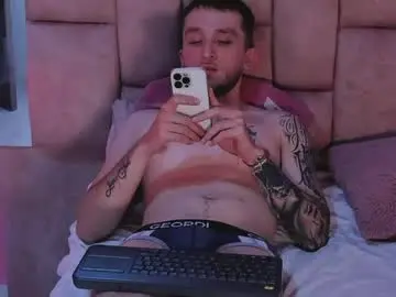 Live Sex Cam with dylanwhite23 - Chaturbate