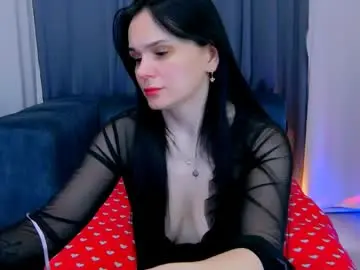 Live Sex Cam with hailey_pirs - Chaturbate