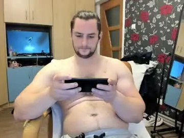 Nude Webcam with michaelragnar90 - Chaturbate