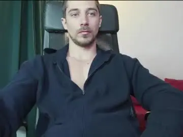 Nude Webcam with mrgreeneyes01 - Chaturbate