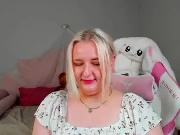 Private Sex Chat with lioraardyn - Chaturbate