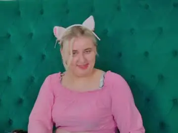 Sex Chat with lioraardyn - Chaturbate
