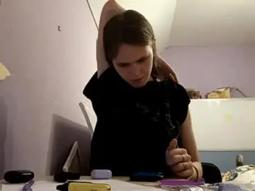 Live Porn with renitagoris - Chaturbate