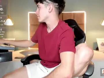 Live Sex with alejootwink - Chaturbate