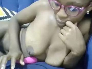 Sex Cam with minlavine - Chaturbate