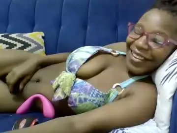 Free Porn Cam with minlavine - Chaturbate