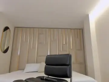 Live Porn with amalia_cruss - Chaturbate