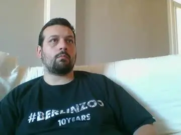 Live Sex with italianbigboy932 - Chaturbate