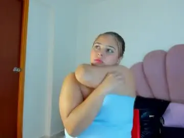 Free Porn Cam with mikaelastonne - Chaturbate