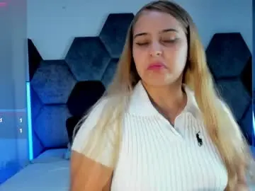 Adult Webcam with mikaelastonne - Chaturbate