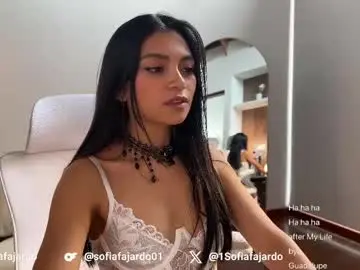 Nude Webcam with sweet_littleee - Chaturbate