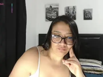 Adult Video Chat with sweetstormi - Chaturbate