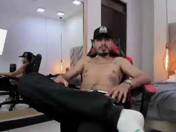 Best live sex cam show with matthewcullenn - Chaturbate