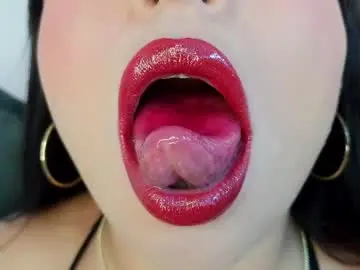 Live Sex Cam with mia_roux1 - Chaturbate